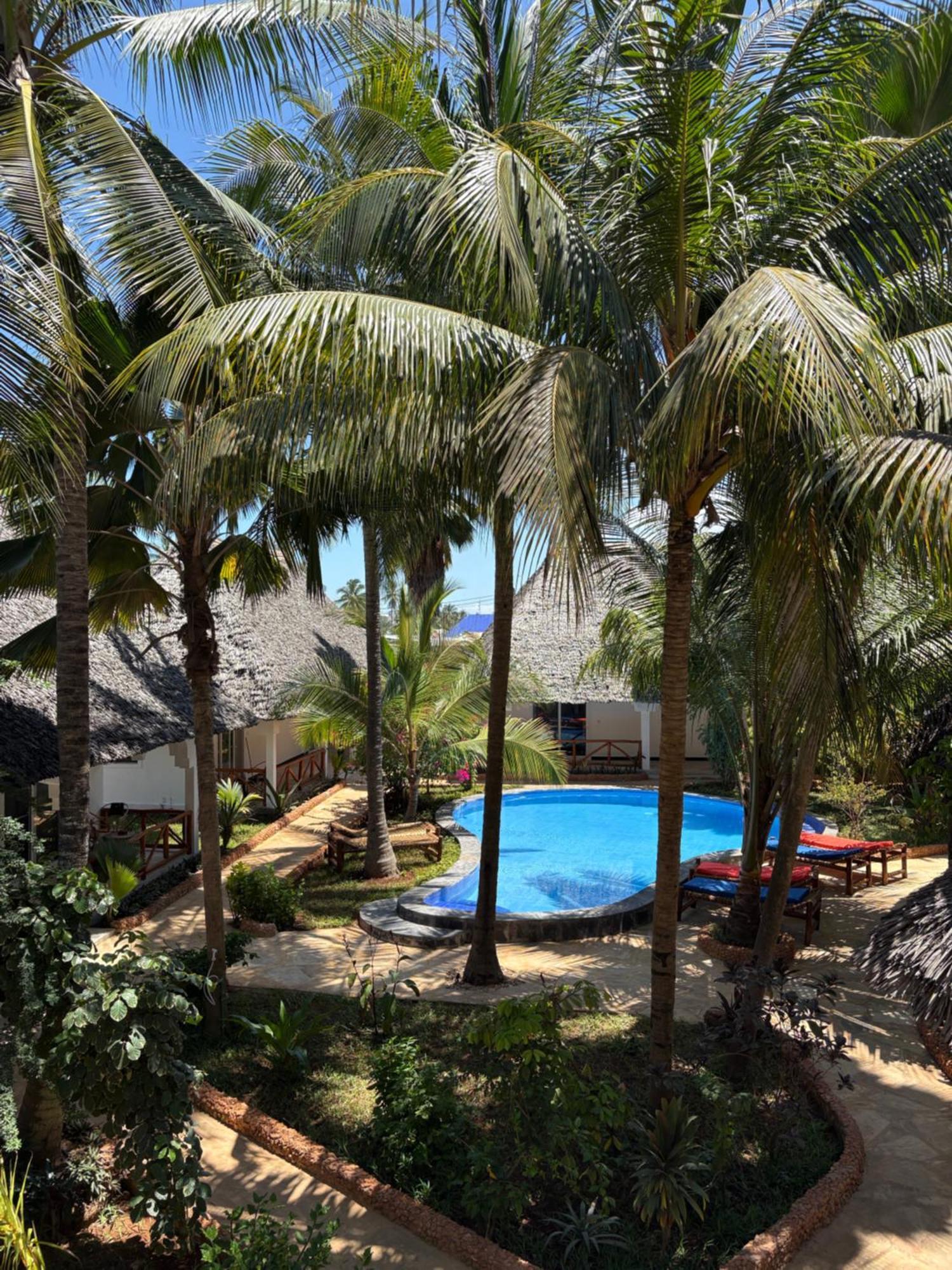African Bungalows Nungwi Exterior photo