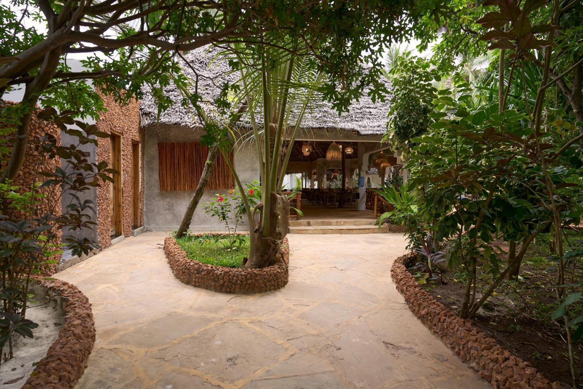 African Bungalows Nungwi Exterior photo