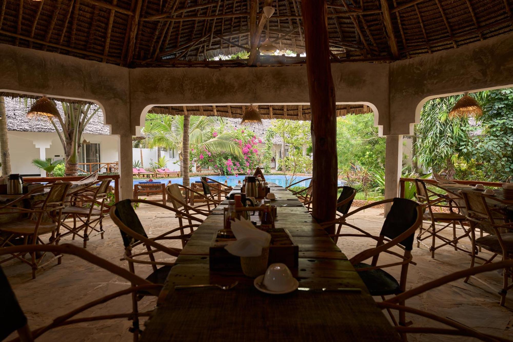 African Bungalows Nungwi Exterior photo