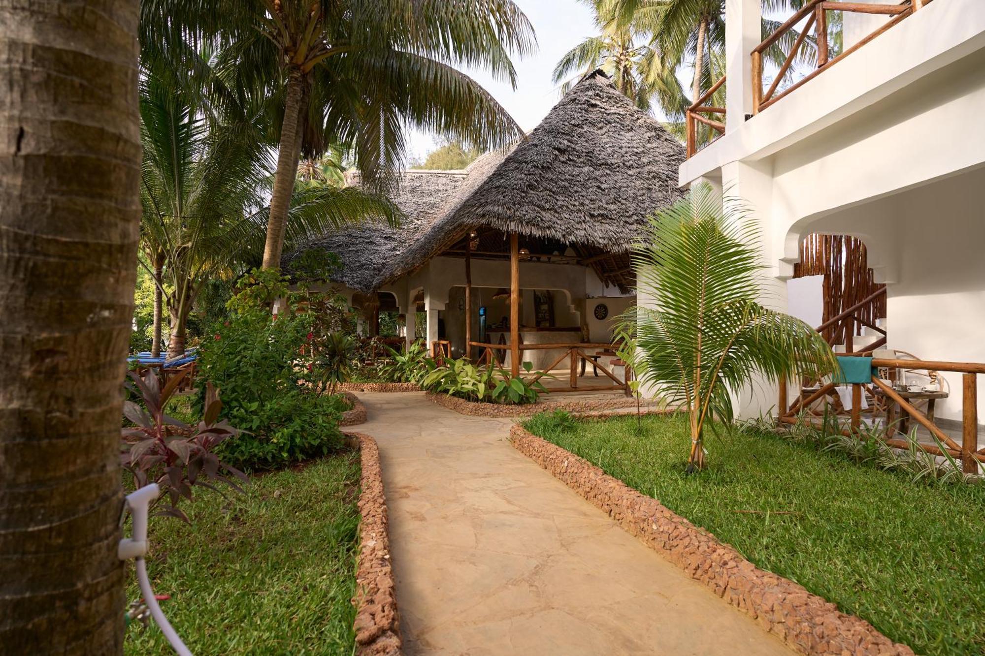 African Bungalows Nungwi Exterior photo