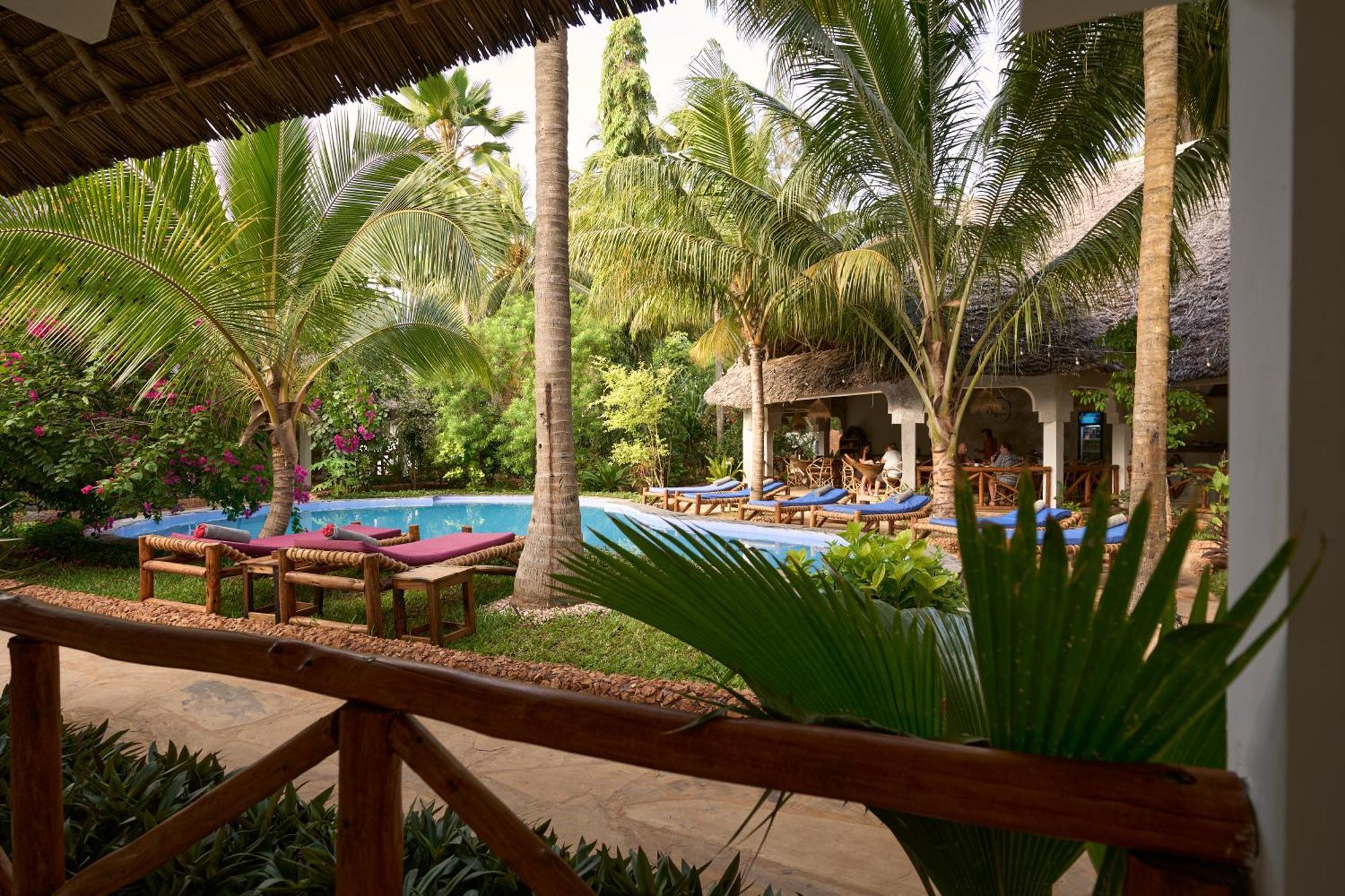 African Bungalows Nungwi Exterior photo