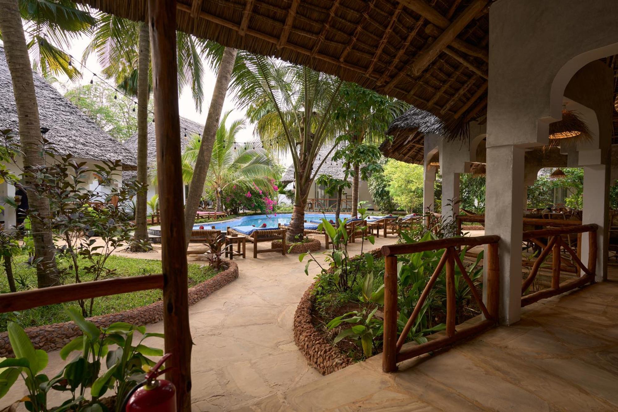African Bungalows Nungwi Exterior photo