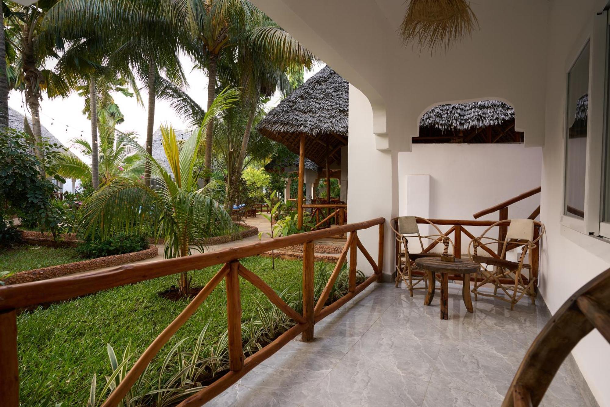 African Bungalows Nungwi Exterior photo