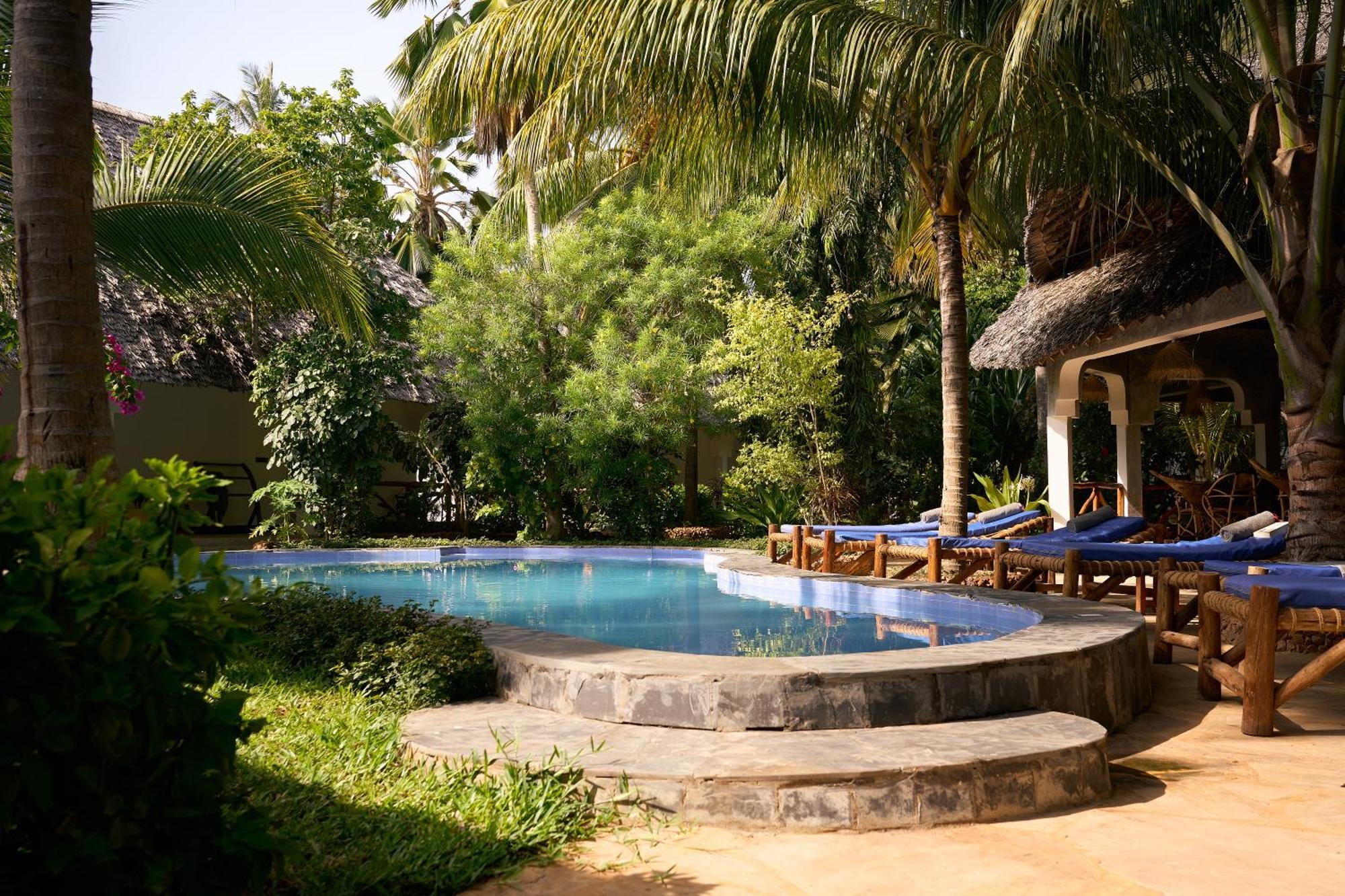 African Bungalows Nungwi Exterior photo
